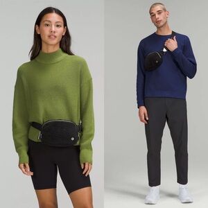 Lululemon Fleece Belt Bag NWT